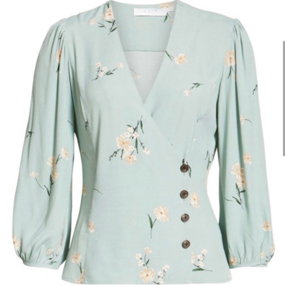 ASTR the Label Button Wrap Front Floral Top Sage Multi Floral